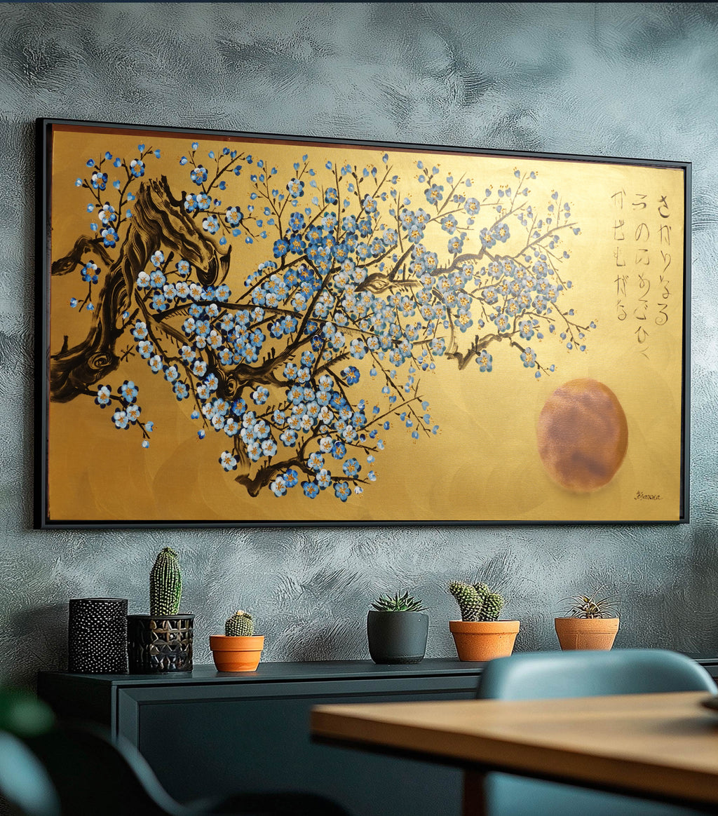 Japanese blue Sakura J436 ist ein großes japanisches Gold-Original-Acrylgemälde auf ungespannter Leinwand des Künstlers Ksavera.
