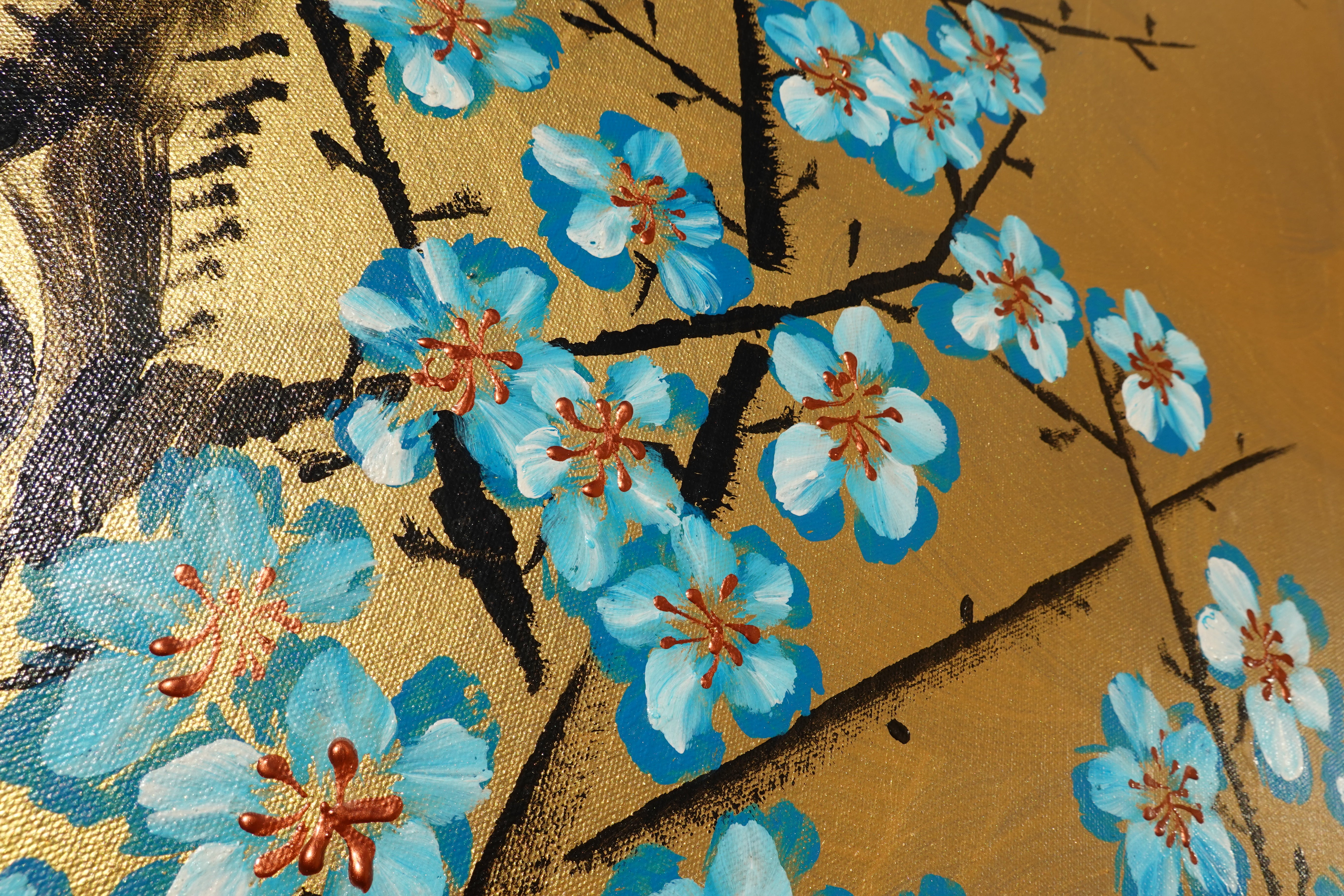 Japanese blue Sakura J447 is a large Japanese gold horisontal