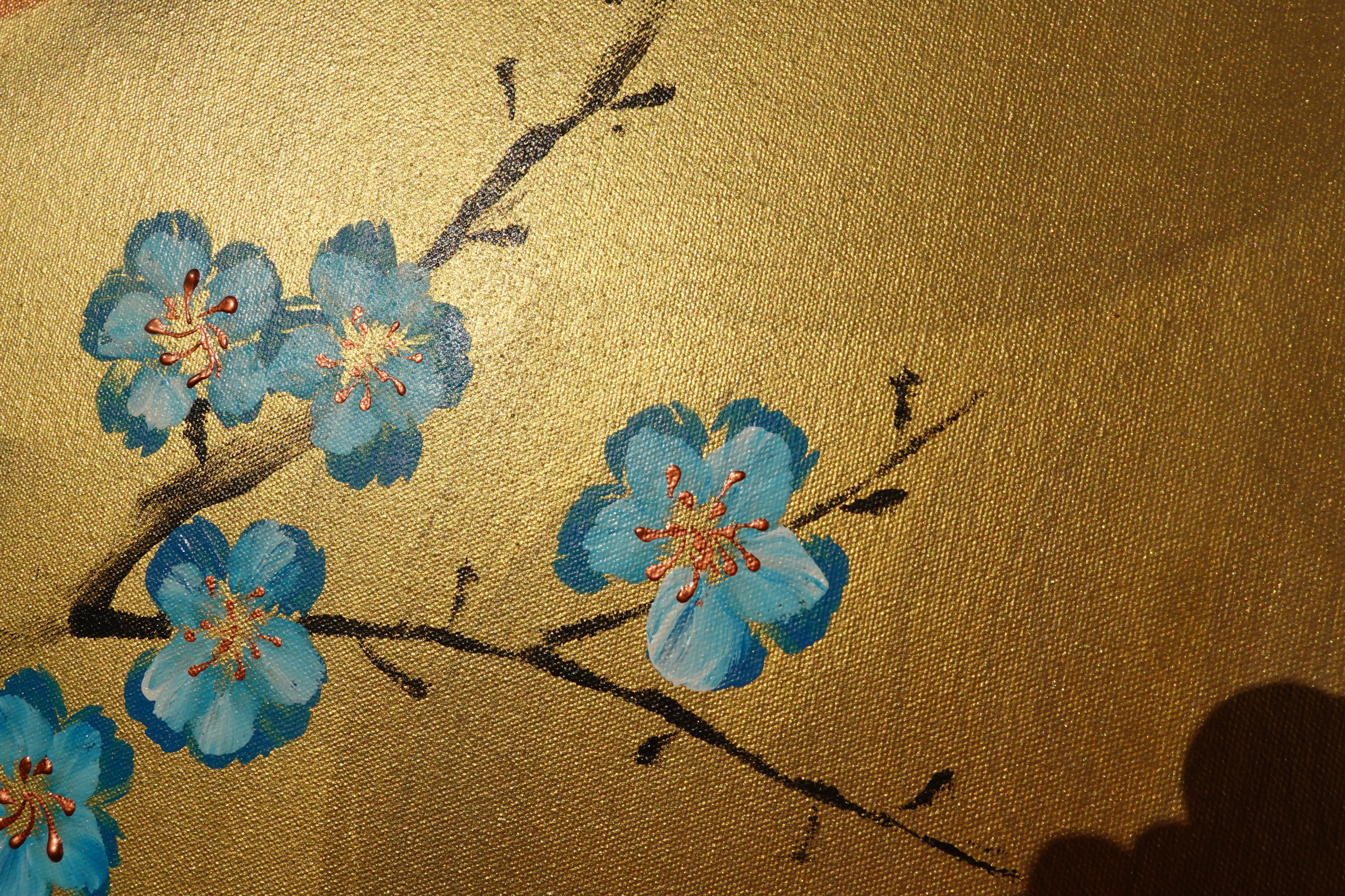 Japanese blue Sakura J447 is a large Japanese gold horisontal