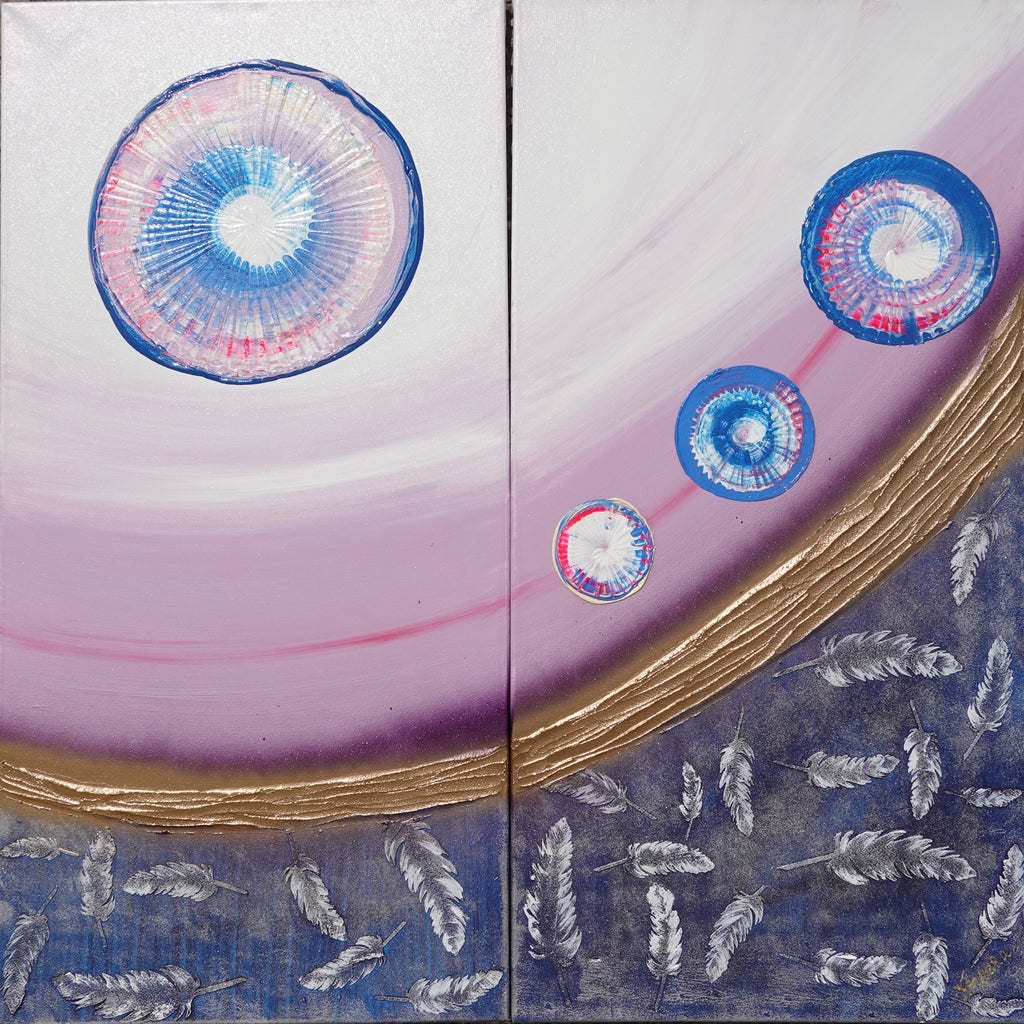 Peintures abstraites violettes A1003 — Diptyque long texturé, peinture acrylique originale sur toile tendue de l'artiste Ksavera