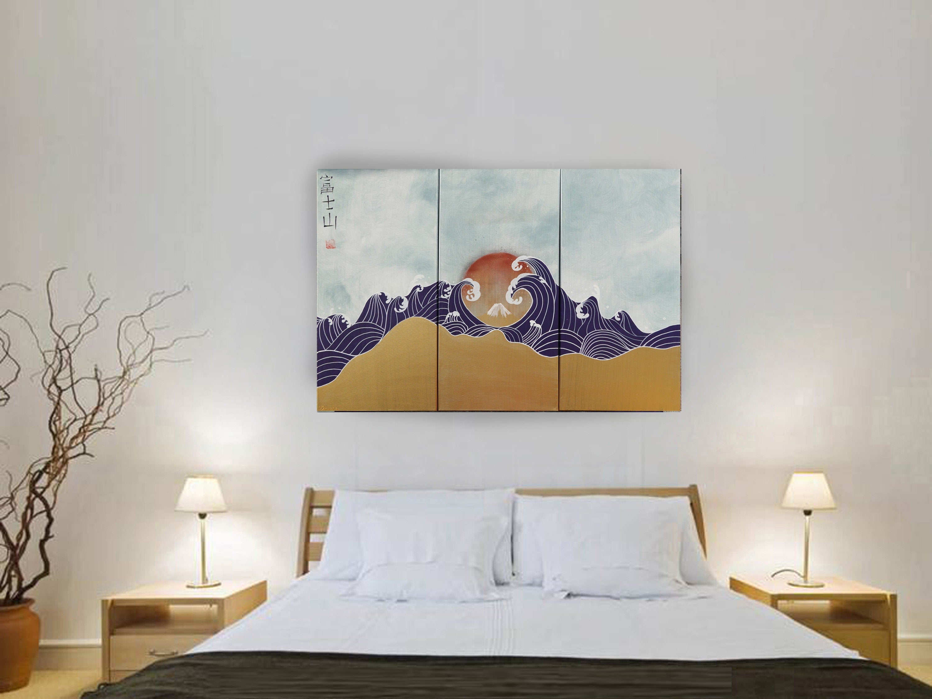 La Grande Vague et le Fuji J172 est un triptyque de grande envergure d'inspiration japonaise réalisé par Ksavera.