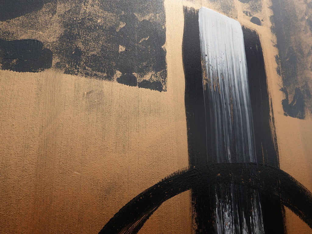 Abstraktes geometrisches Gemälde A1368 – Schwarze und bronzene japanische Originalleinwand von Ksavera