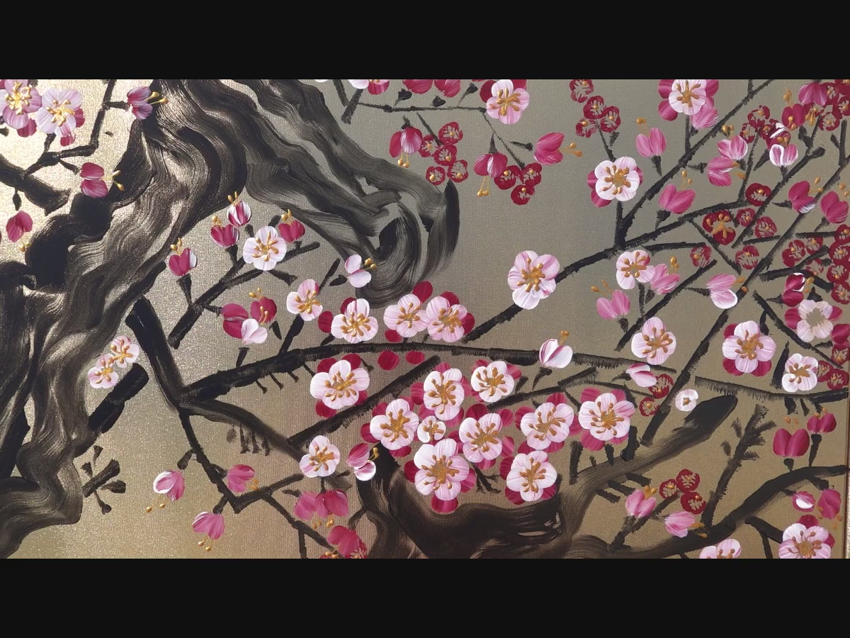 « Fleurs de cerisier roses J367 » est un diptyque japonais. Peinture acrylique originale sur toile dorée tendue, par l'artiste Ksavera.